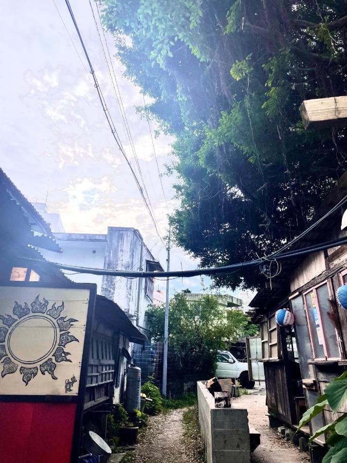 那霸 冲绳月光庄旅馆酒店 外观 照片